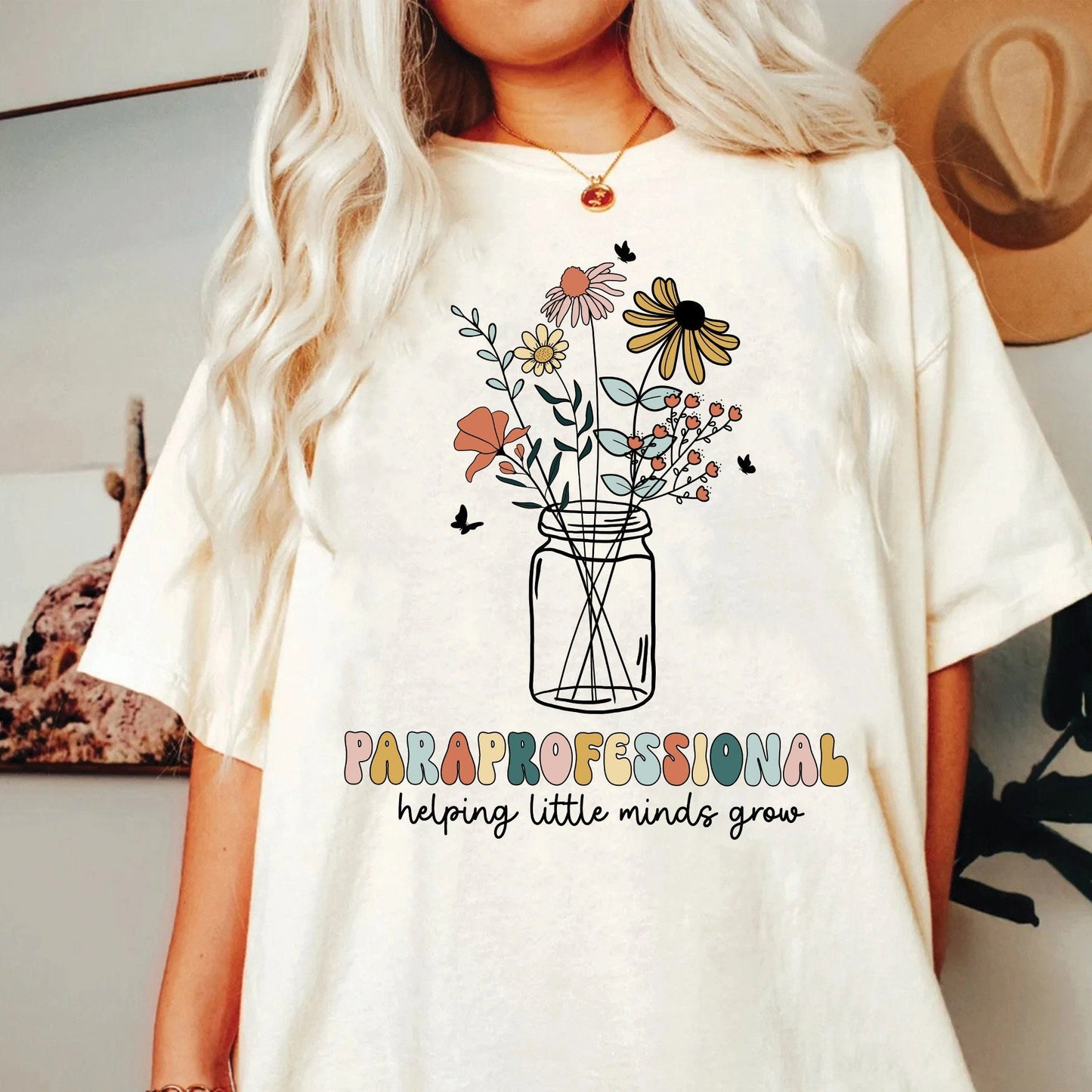 Paraprofessional Shirt, Helping Little Minds Grow, Teacher Aide Gift