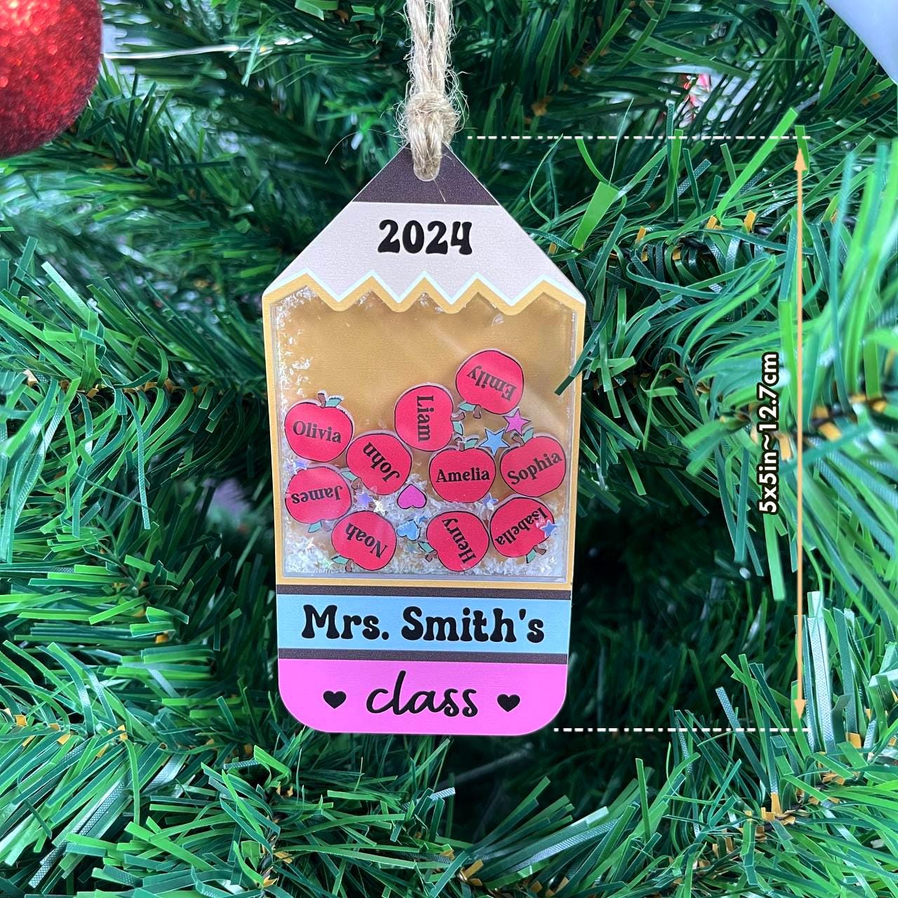 Celebrate your class with this unique shaker ornament—students’ names on apples make it extra special!