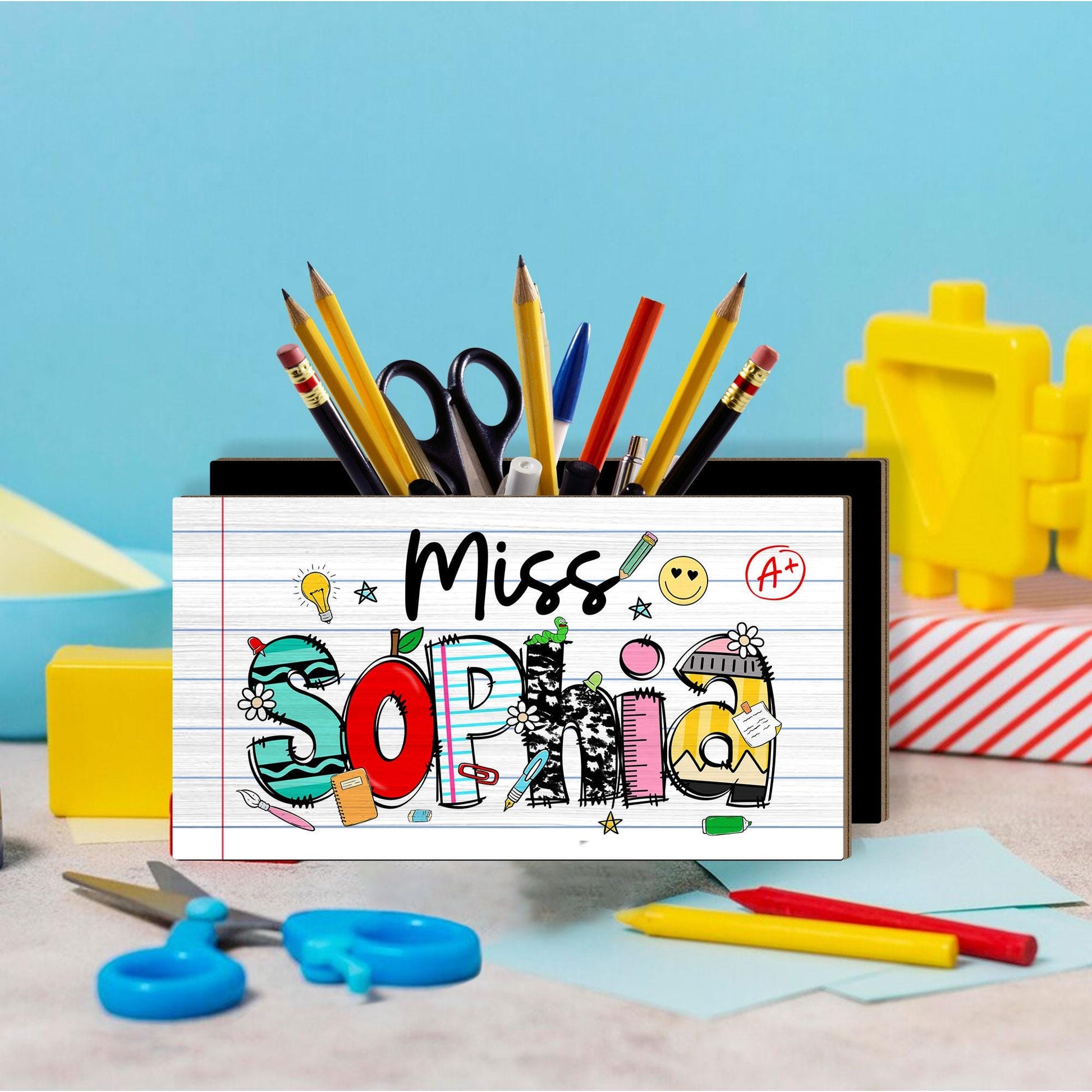 Teacher Appreciation Gift, Custom Pencil Holder, Teacher Pen Holder Name Back To School, Teacher Gift, Desk Decor Office Gift Desk Organizer